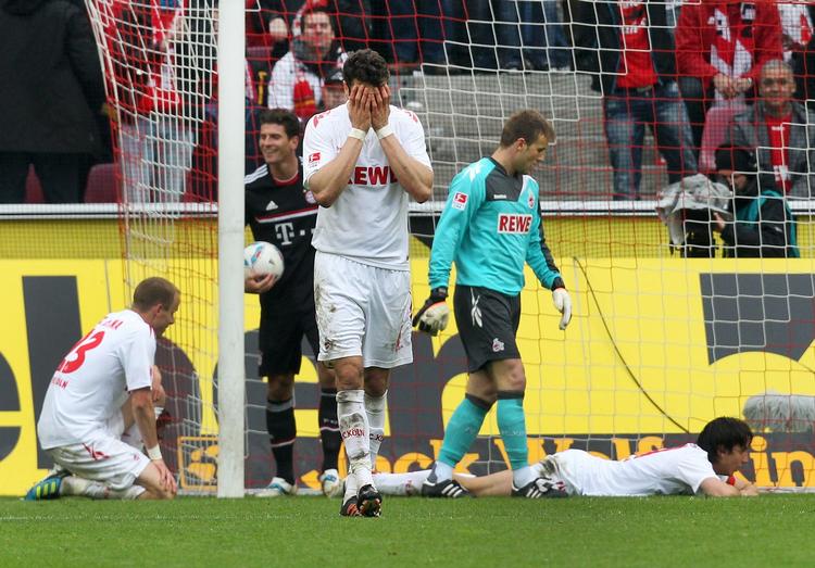 SELVMÅL. Målet til 2-0 var et selvmål, da Bayern München slog FC Köln. 