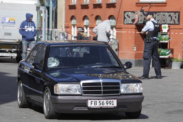 overfaldet. Det var i denne Mercedes, at de fire unge jyder kom til København for at tage til koncert, da de i stedet blev stoppet og overfaldet på Nørrebro. En af dem blev stukket med kniv og var i en overgang i livsfare. 