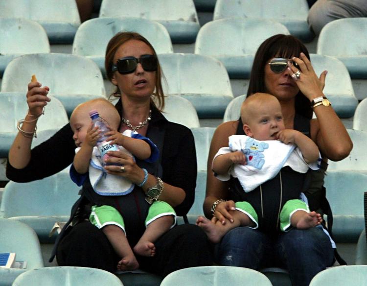 Heja. I den bedste italienske fodboldrække fulgte to af Lazios helt unge fans opgøret mod Atalanta i september 2006 sammen med deres mødre. 