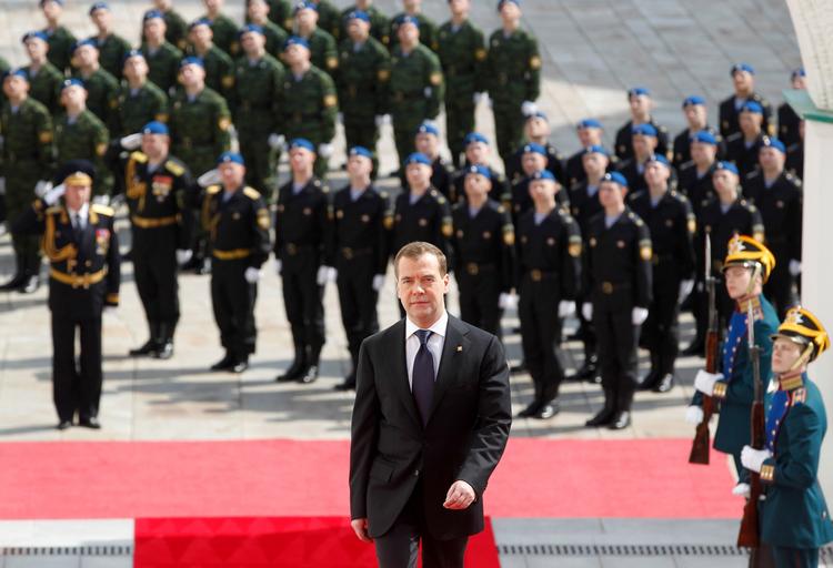 NÆSTKOMMANDERENDE. Andreij Medvedev har overladt posten som Ruslands præsident til Vladimir Putin. I stedet er han i dag formeldt blevet valgt til at efterfølge netop Putin som premierminister. 