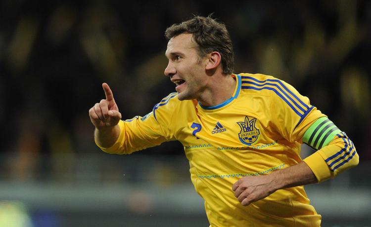 Målmaskine. Med 372 mål i 757 klub- og landskampe er Shevchenko en af moderne topfodbolds mest træfsikre angribere. Hans kontrakt med Kiev udløber denne sommer, hvorefter han formentlig stopper karrieren.  (arkiv) 