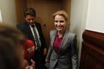 Fåmælt. Helle Thorning-Schmidt (S)ville ikke sige mange ord om den kommende rokade i hendes parti. 