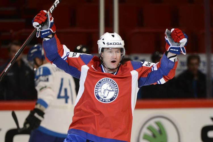 Kvartfinalekurs. Mats Trygg var med sine to scoringer medvirkende til, at Norge slog Italien ved VM i Stockholm. 