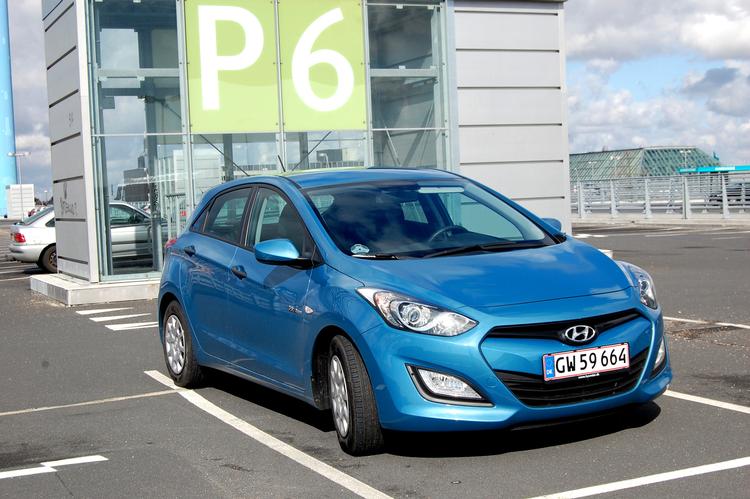 Opstrammet. Hyundai i30 har nyt design, men en del af teknikken genkendes fra forgængeren. Foto: Allan Graubæk 