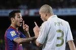 skiftedag. Efter tre mesterskaber på stribe må Barcelona og Alejandro aflevere titlen til Pepe og Real Madrid. 