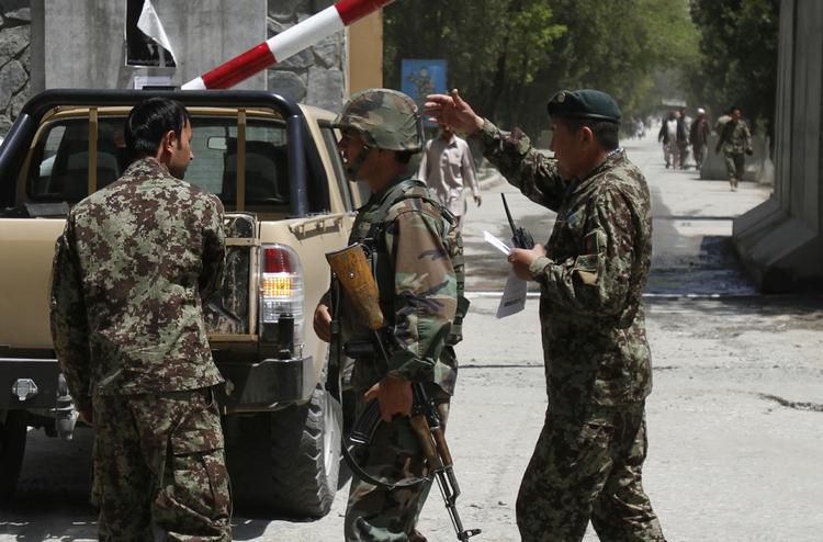 igen. Sidste år blev lederen af Det Høje Fredsråd i Afghanistan dræbt. I dag mistede en højtstående forhandler om fred mellem styret og Taleban dræbt. 