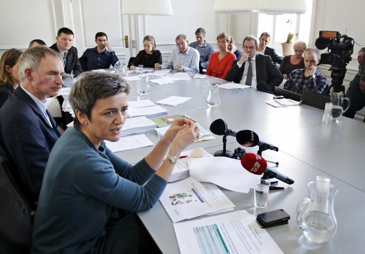 Omfordeling. Da Margrethe Vestager i marts præsenterede regeringens udligningsreform håbede hun at lave aftale hen over midten, men det ser ud til at ende med smalt forlig med Enhedslisten. 