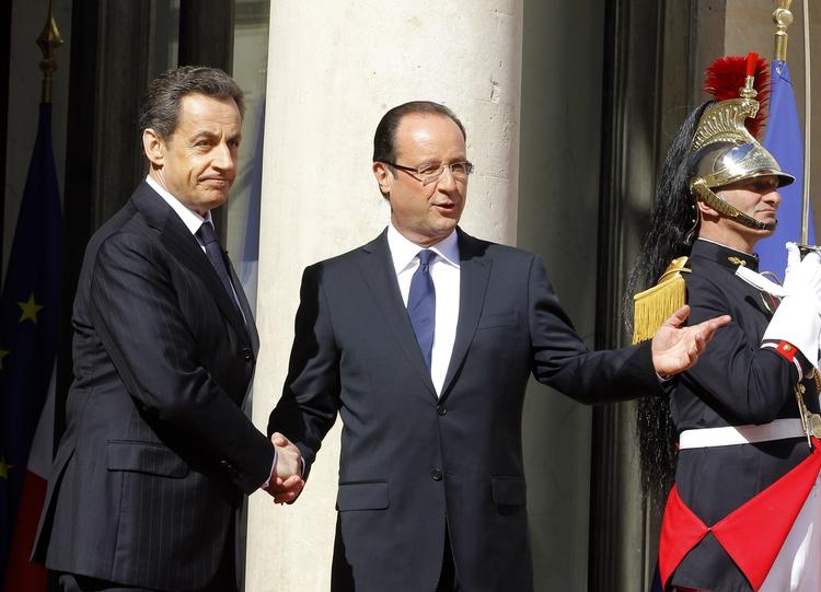Præsidentdrømme. Hollande indtog i dag Élysée-palæet i Paris. Han får travlt med at indfri forventningerne hos de franskmænd, der stemte på ham. 