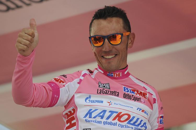 hattrick. Med gårsdagens sejr i Giro d'Italia har også Joaquin Rodriguez vundet i alle tre store etapeløb. 