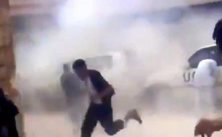 Bombe. En video på Youtube viser øjeblikket efter at bomben sprang. 