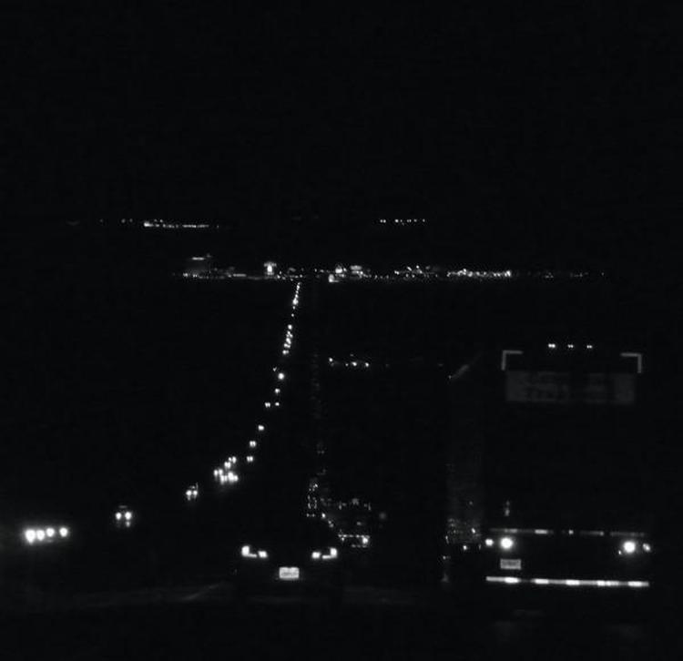 baltimore. Baltimores mørke tiltrækker vidt forskellige lokale acts som Beach House, Dan Deacon og ikke mindst Lower Dens, der nu følger deres kosmisk strålende 2010-debut 'Twin-Hand Movement' op med det ubegribeligt besnærende 'Nootropics'. 