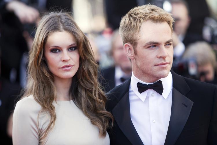 Den amerikanske skuespiller Chris Pine (th).. 