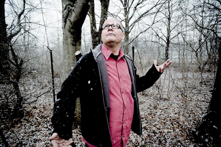 krimi. Birger Larsen skal instruere Läckbergs 