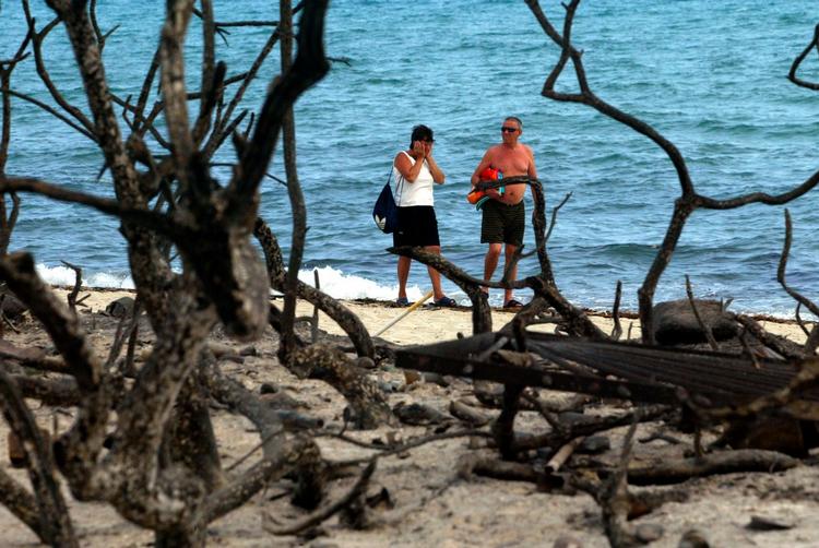 Ferie. Danskerne trodser krisen og bestiller fortsat rejser til Grækenland. 