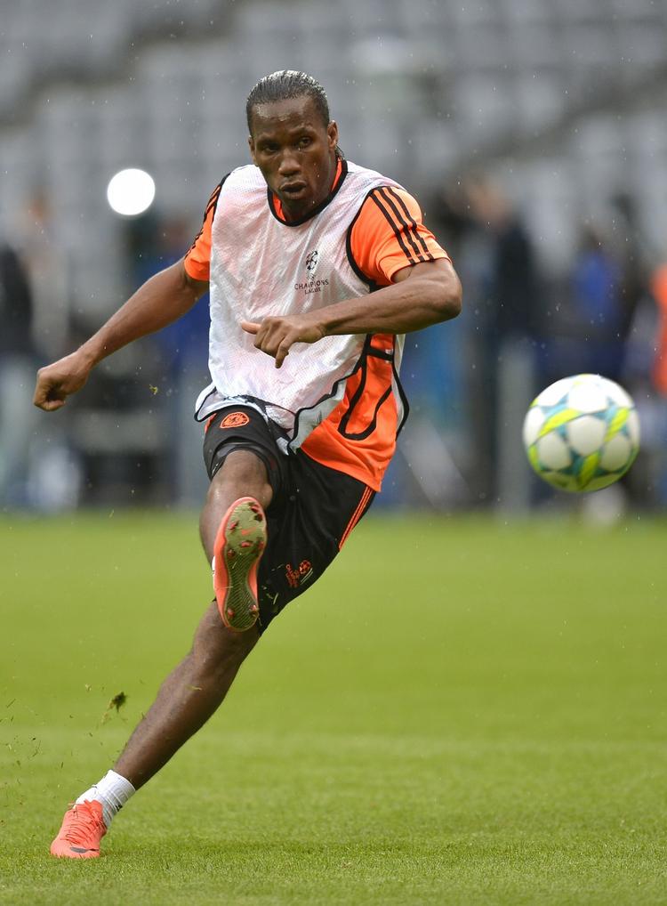 afbalanceret. Didier Drogba er et par gange gået amok i kampe for Chelsea, hvilket har kostet holdet. Nu mener han, at der er mere ro på. 