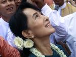 Demokratiforkæmper. Aung San blev valgt ind i parlementet 1. april i år. 