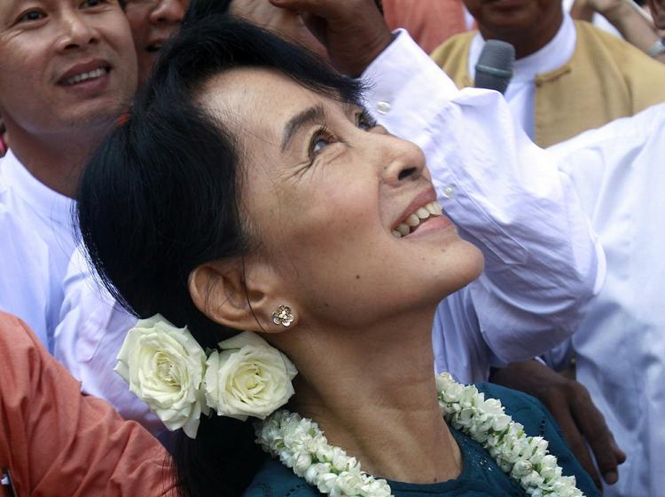 Demokratiforkæmper. Aung San blev valgt ind i parlementet 1. april i år. 
