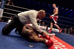 KO. Mikkel Kessler hamrede Allan Green i kanvassen i fjerde omgang og er nu godt på vej til endnu en kamp om VM-titlen. 