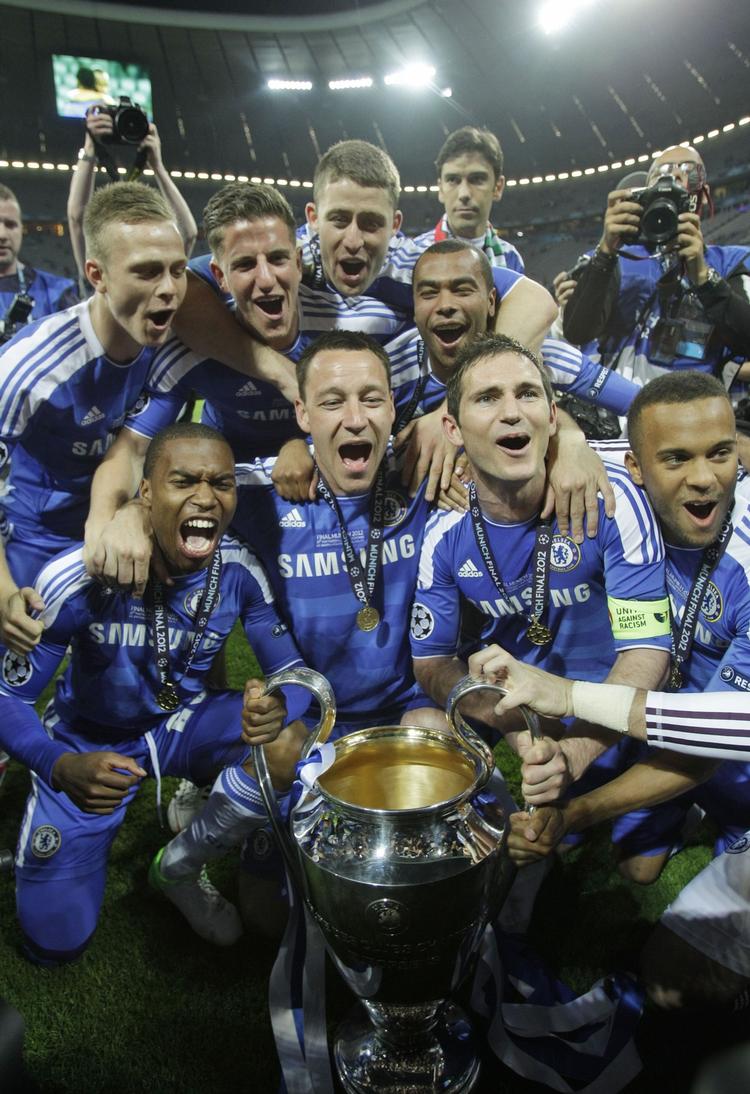 Vindere. John Terry, Petr Cech og co. ser gerne, at Roberto Di Matteo fortsætter i klubben, hvor han blev forfremmet efter Andre Villas Boas’ fyring i foråret. 