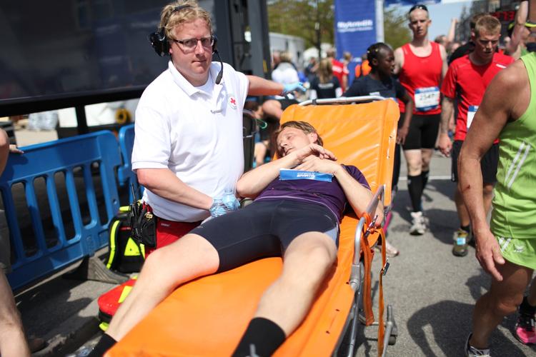 varmeramt. I alt vi haft omkring 35 med drop, det er næsten fire gange mere end, hvad vi plejer, fortæller,  siger vagtchef hos løbets samarittere, Jesper Sørensen. 