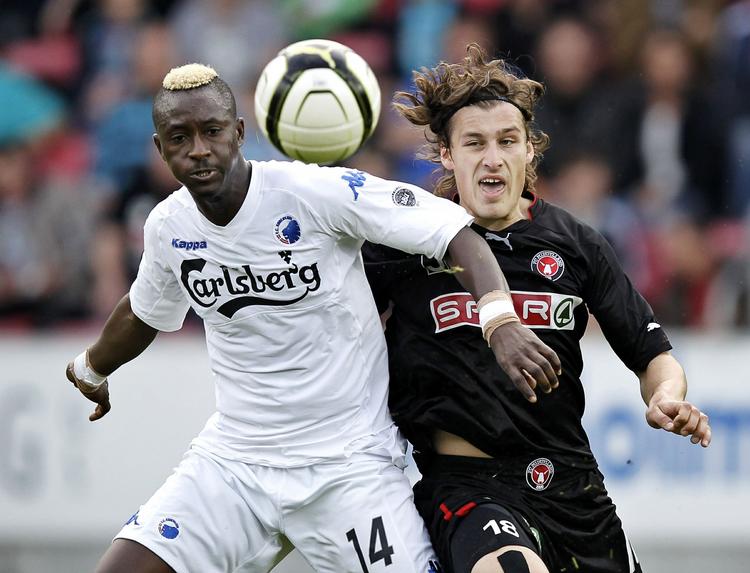 Klasse. Dame N'Doyes fysik passer perfekt til Premier League. 