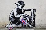 Konflikt. Verdens mest berømte street art-kunstner, Banksy, melder sig ind i tvisten mellem gadekunstnere og OL-arrangørerne i London. 