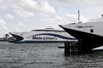 Molsliniens kæmpkatamaran ankommer til Aarhus Havn