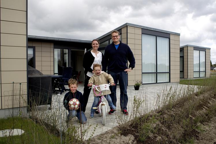 Bonus. Familien Worsøe fik lov til at købe deres drømmehus ved at gå den energieffektive vej. Det har resulteret i klimavenlige varmerør, isolerede vinduer og en hel masse god samvittighed. 