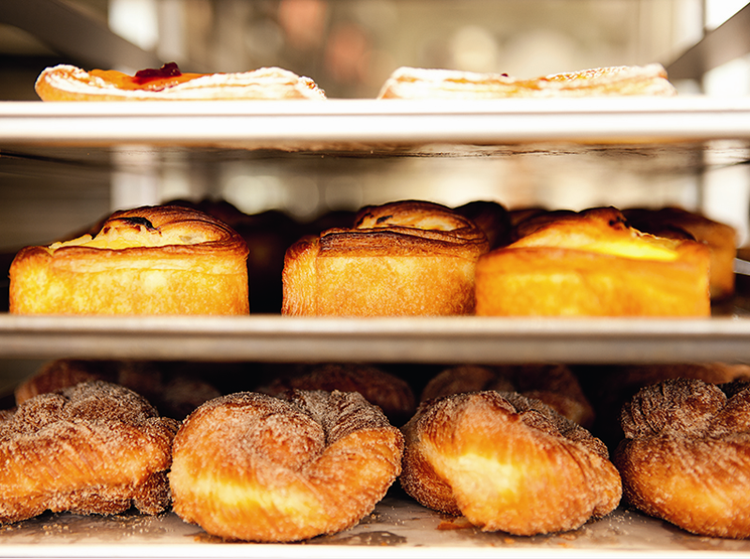 Åbning. Nu kommer der gang i brød-konkurrencen på Gl. Kongevej. Fredag åbner Andersen Bakery stor butik på Frederiksberg. 