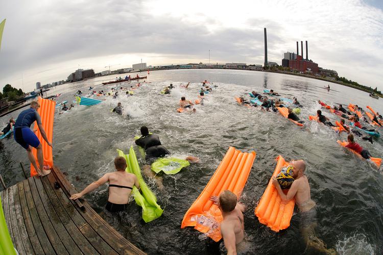 HAVNESJOVERE. På eventyr efter arbejdstid. Adventure race ved Islands Brygge. 
