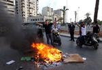 Uro. Nyheden om kidnapningen fik slægtninge og folk fra samme kvarter som de kidnappede til at tænde bål på gaden og afspærre vejene. En formaning fra Hizbollah fik dog vejene åbnet igen. 