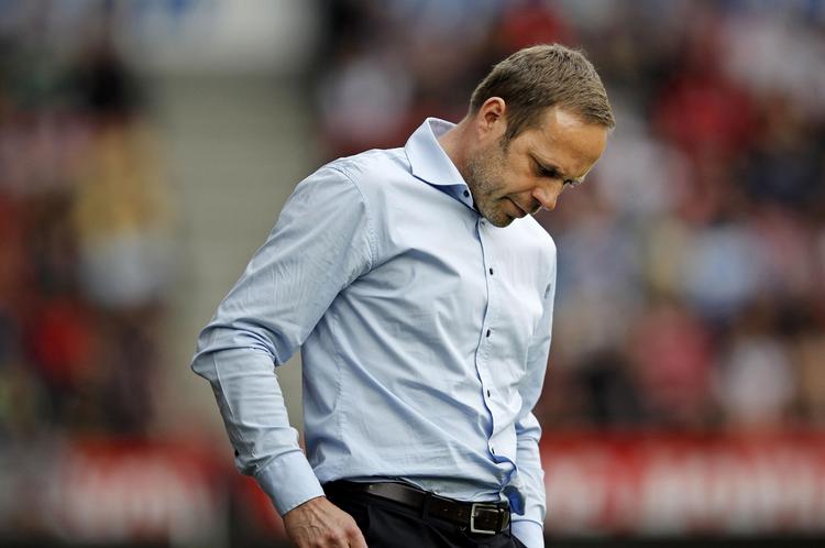 PESSIMIST. Selv om to ud af tre udfald i Farum vil gavne FCK, tror Carsten V. Jensen ikke helt på den fjerde DM-titel i træk. 