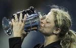 YNDLINGEN. Tre gange har Kim Clijsters vundet US Open, den ene gang efter sejr over Caroline Wozniacki i finalen. 