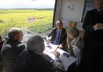 tog. Her ses Francois Hollande i en togkupé under valgkampen forud for præsidentvalget i Frankrig. 