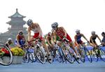 triathlon. Line Jensen (forrest til venstre) har nu også kvalificeret sig til OL. 