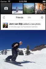 Knips. Ifølge Facebook selv kan en ny applikation gøre det lynhurtigt at lægge fotos på det sociale netværk via sin telefon. 