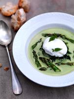 Gr_n_aspargessuppe_27-05-2012_HQEA3EL.jpg