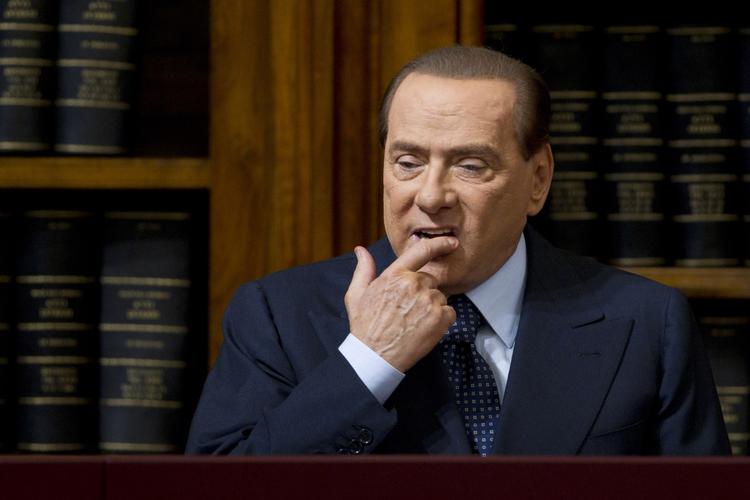 Kontroversiel. Silvio Berlusconi er på vej til et comeback på den politiske scene. 