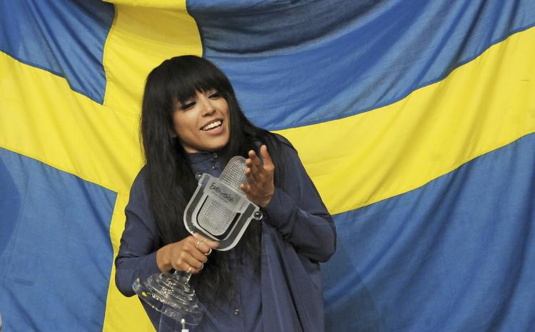 Sejrskvinde. Svenske Loreen hev grandprixsejren hjem til Sverige for første gang siden 1999. 