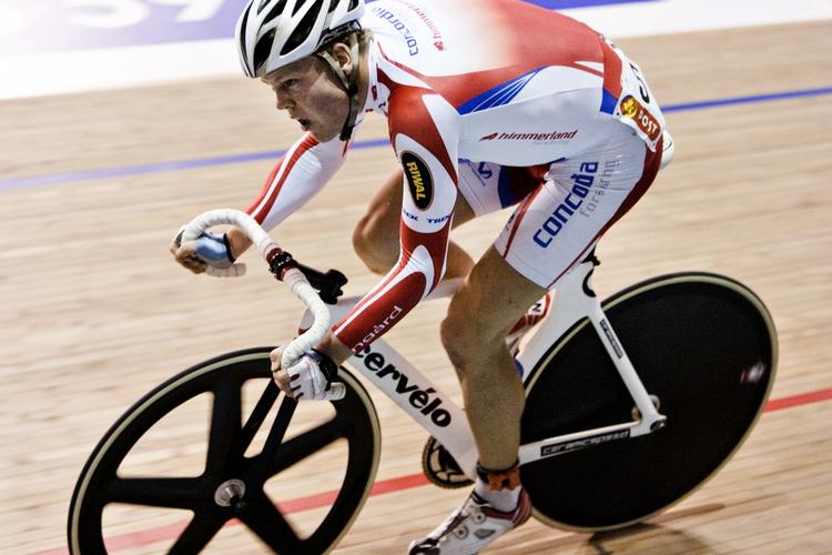 vinder. Lasse Norman Hansen satser på at vinde medaljer i baneløb ved OL i London, men den 20-årige rytter mestrer også landevejsløb, vidner sejren i et irsk løb om. 
