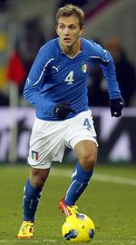 VM-SPILLER. Efter sin debut i 2009 blev Domenico Criscito fast mand og var med til VM i Sydafrika året efter. 
