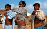 Organ-handel. Et stadigt stigende behov for organer nærer det sorte marked, vurderer Verdenssundhedsorganisationen, WHO. Blandt de lande, hvor handlen trives er Pakistan, som på billedet, og Indien. 