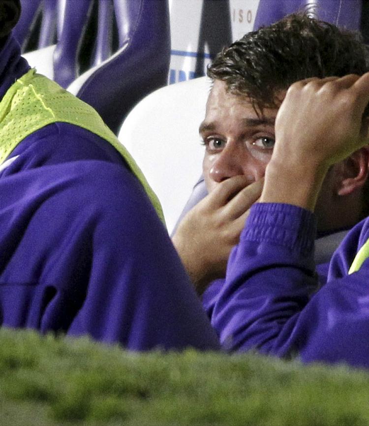 FORFULGT. Det var en tydelig berørt Adem Ljajic, der blev overfaldt af sin træner under en Serie A-kamp. 
