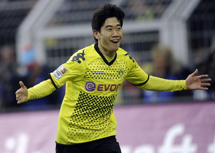 Hot. Kagawa kan bruges helt fremme i angrebet, men foretrækker selv en mere kreativ rolle på den offensive midtbane eller kanterne. 