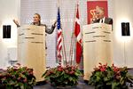 Møde. Pressemøde med USA's udenrigsminister, Hillary Clinton, og udenrigsminister Villy Søvndal (SF). 