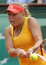 Vinder. Caroline Wozniacki vandt overbevisende 6-1, 6-4 over australske Jarmila Gajdosova. 
