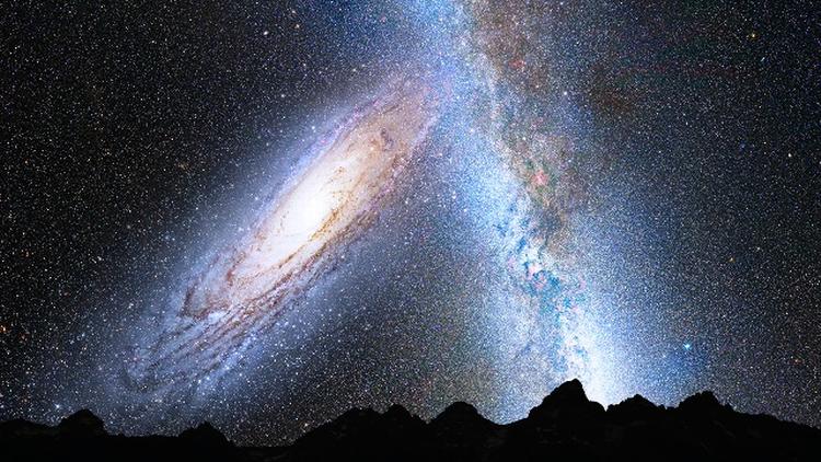 SAMMENSMELTNING. Sådan kan Mælkevejens møde med Andromeda komme til at se ud. Her er Andromeda-galaksens tyngdekraft allerede begyndt at påvirke vor galakse. 