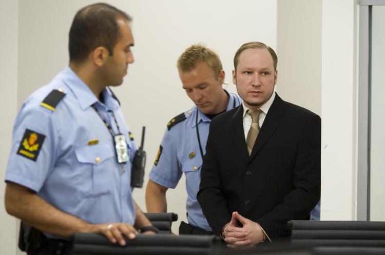 Tilregnelig?. Der er stadig uro omkring den anden af de to psykiaterrapporter, der er udarbejdet om Anders Behring Breivik. 