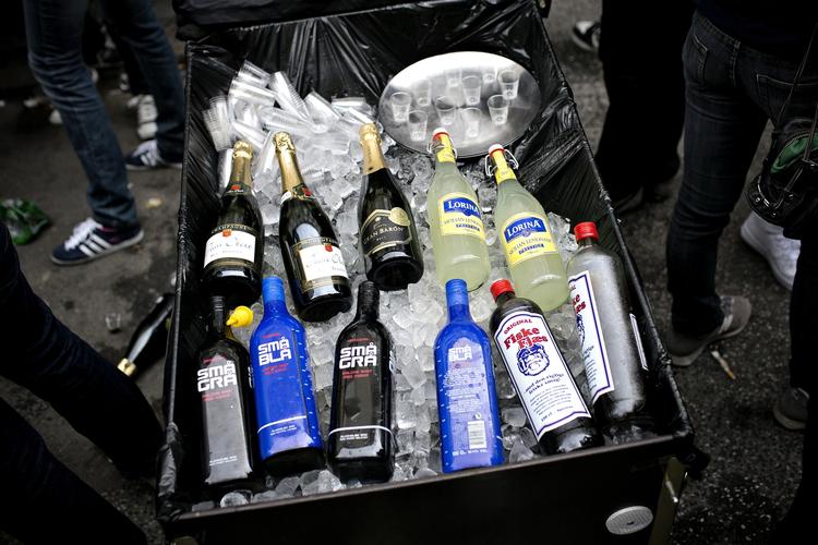 Festligt. Distortion har festet i Indre By og på Nørrebro og Vesterbro. I aften gælder det Refshaleøen. 