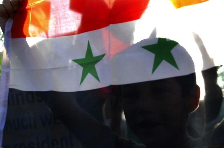 Sprængfarligt. Hvis nogen mener, at Syrien i dag er et helvede, så tager de fejl. Det er kun helvedes forgård. Det kan blive meget værre. 